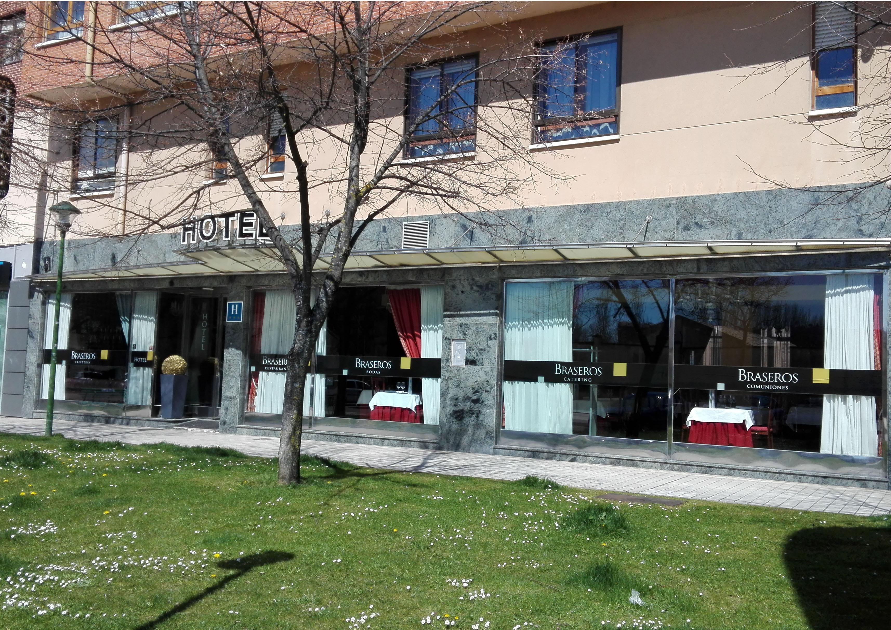 Hotel Los Braseros Burgo Zewnętrze zdjęcie